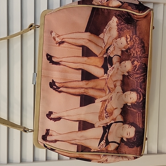 Cynthia Hart handbag - Picture 3 of 8